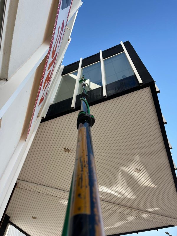 Servicio profesional de limpieza en altura en castellón